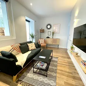  Appartement Le Patio**** T3 Avec Terrasse, Centre D'aix-les-b. France